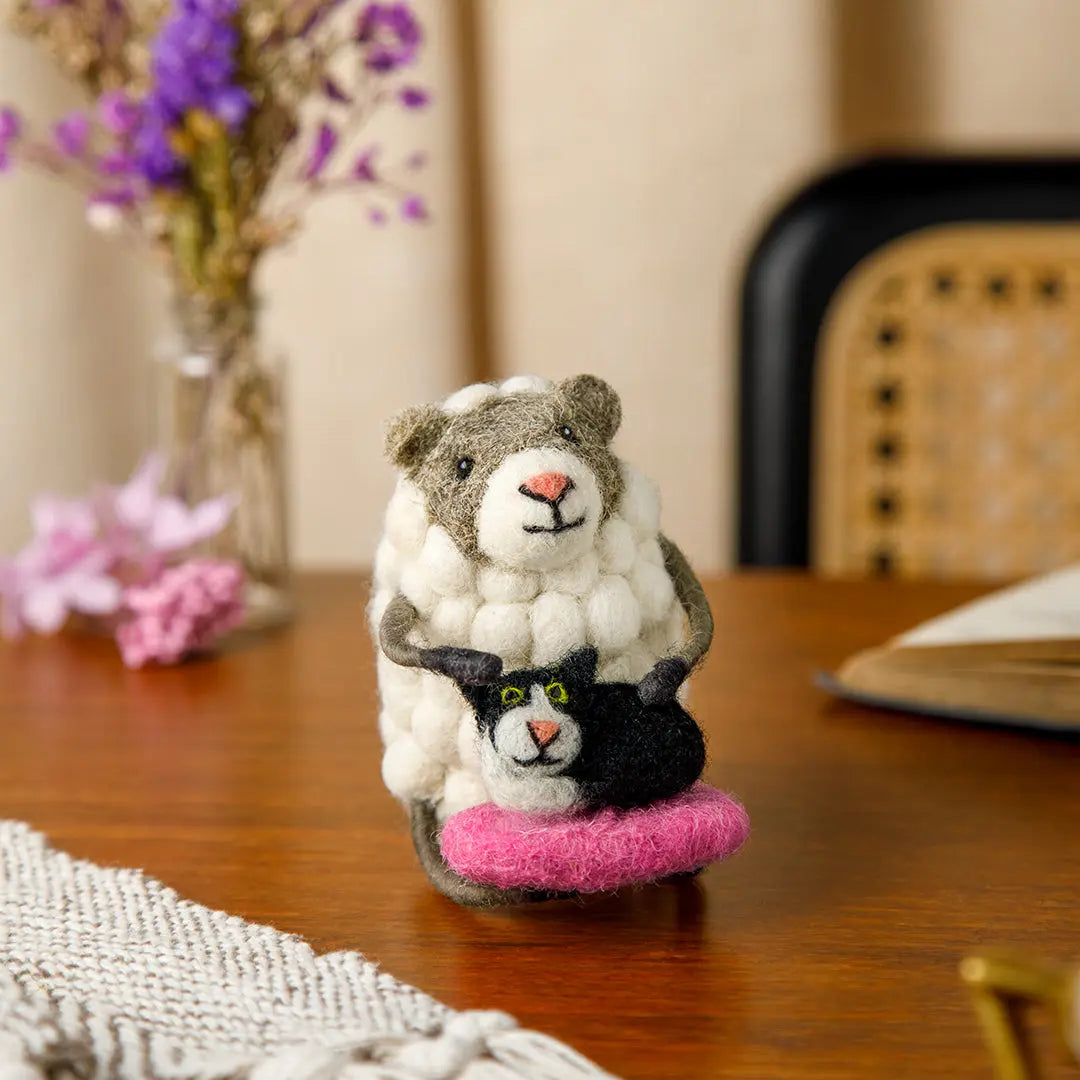 NEW Resting Sheep With Pussycat